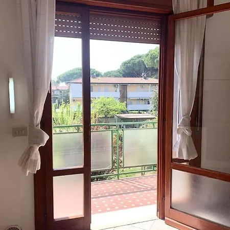 Relax In Pineta 5 Posti Con Parcheggio Gratuito アパート リニャーノ・サッビアドーロ